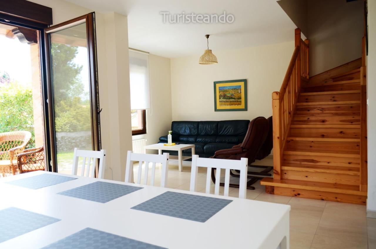 Chalet Tina Mayor: Amplio Jardin Y Tranquilidad Muy Cerca De La Playa Pesués Exterior foto
